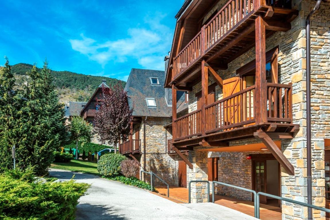 Aparthotel Vielha XV Extérieur photo